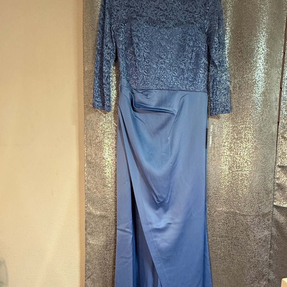 SLNY Blue Long Sleeve Lace Dress
